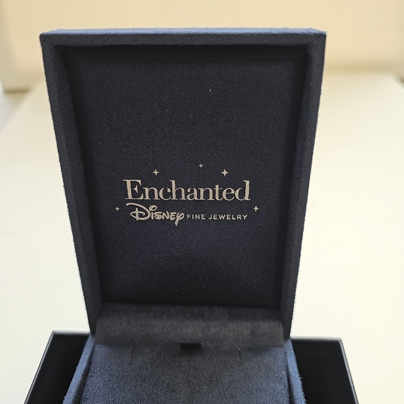 Disney Enchanted Fine Jewelry Necklace Bracelet Box - Picture 2 of 6